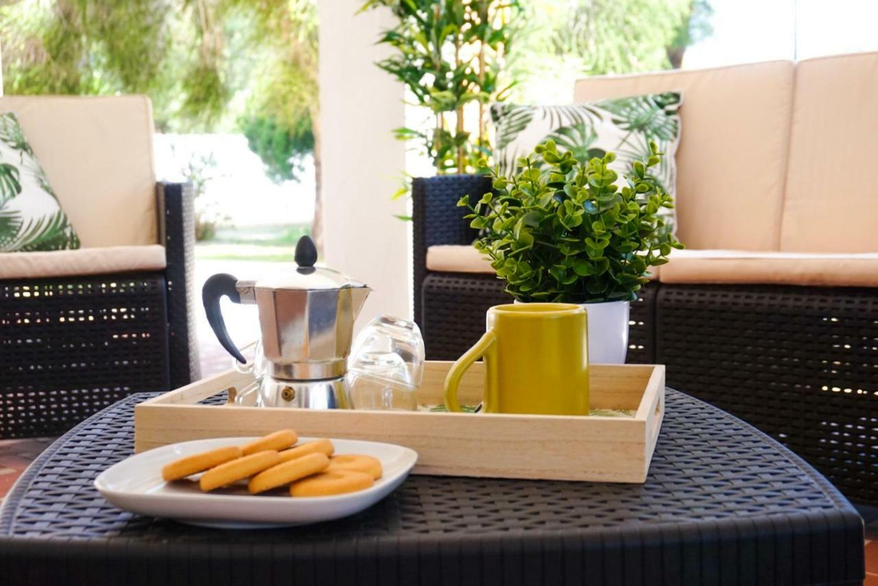 Quartu SantʼElena Villa Aurelia - Seafront Apartment With Terrace מראה חיצוני תמונה